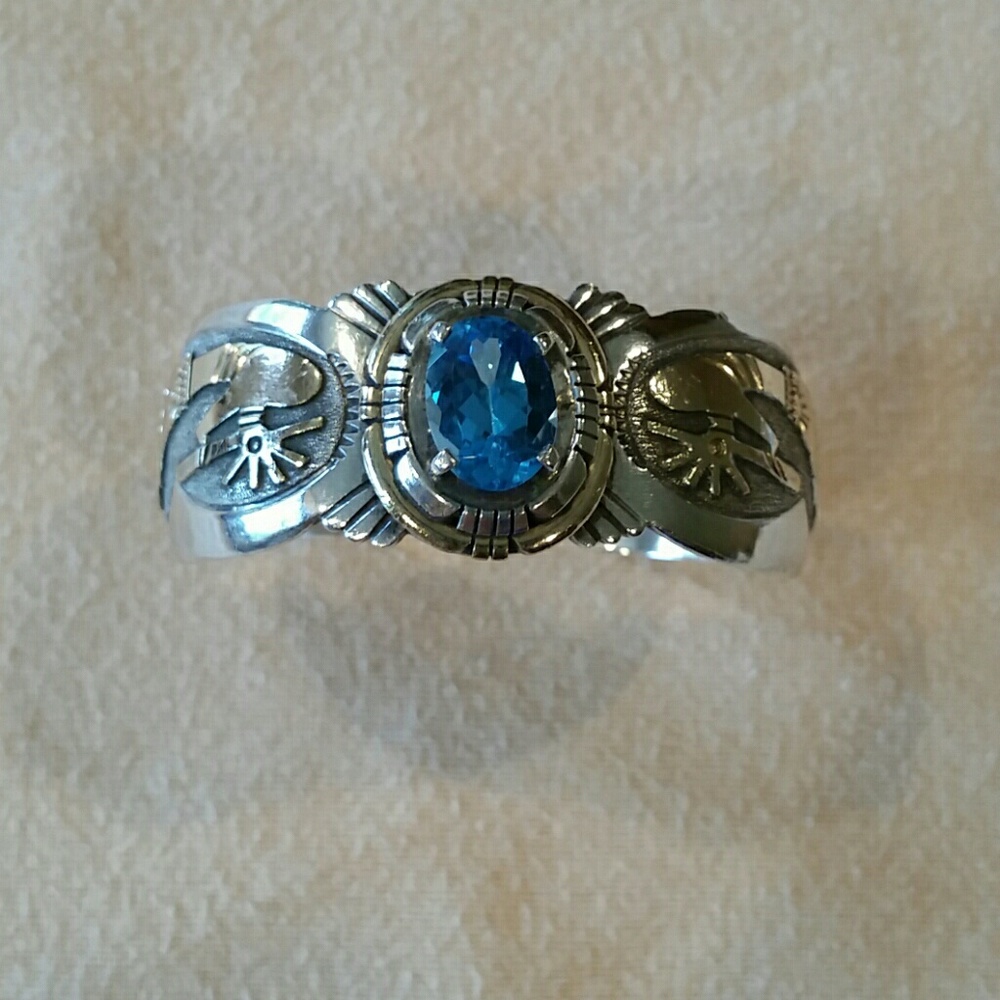 Sterling silver bracelet with Blue Topaz stone